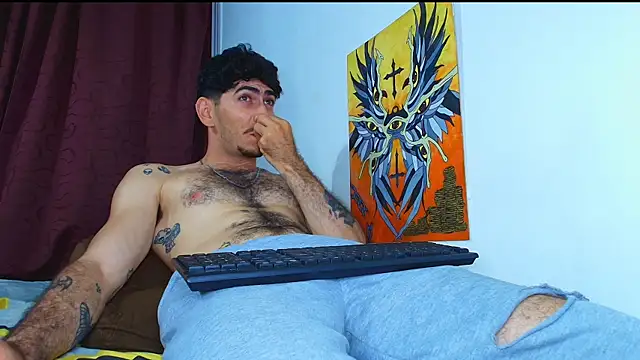 Thomass00 online show from 10.28.25