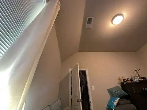 wynterheat online show from 12.19.25