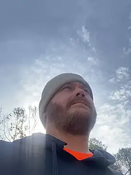 Snapshot of sexuallysubmissiveCD chatting on 11.15.25 sexuallysubmissiveCD online show from 11.15.25