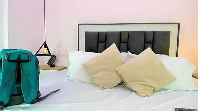 Ayla martinez online show from 11.11.25