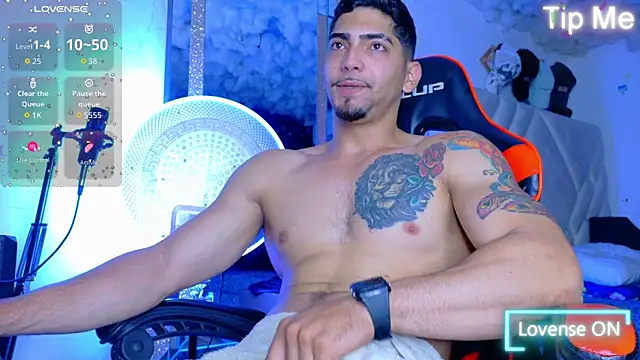 Rich boy01 online show from 10.11.25