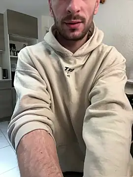 Snapshot of Greyoff chatting on 03.03.25 Greyoff online show from 03.03.25
