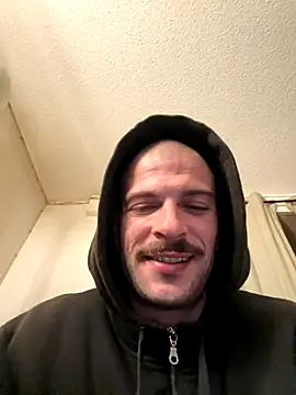 Snapshot of Greyoff chatting on 10.01.25 Greyoff online show from 10.01.25