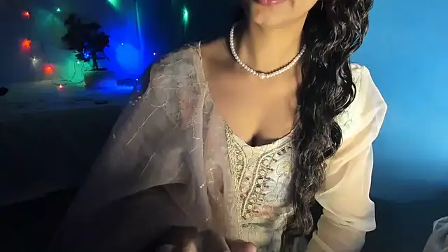 aarjulove online show from 10.28.25