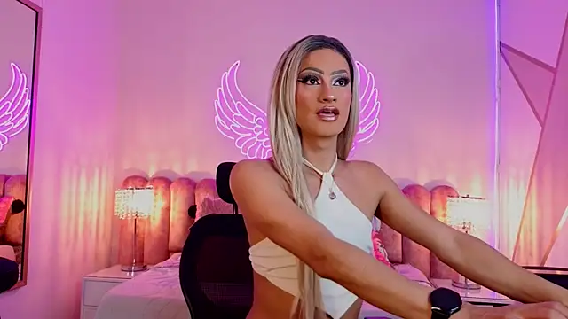  scarletmoore online show from 09.11.25