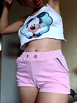 Nandasant09 online show from 10.31.25