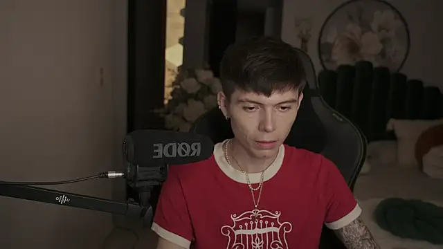 Snapshot of IsmaelRichardson chatting on 03.19.25 IsmaelRichardson online show from 03.19.25