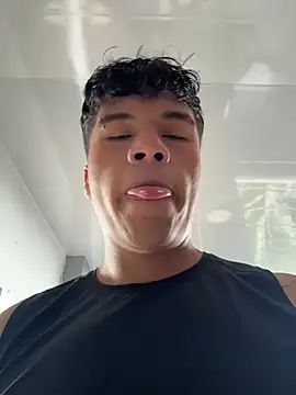 Logan smith1 online show from 11.04.25