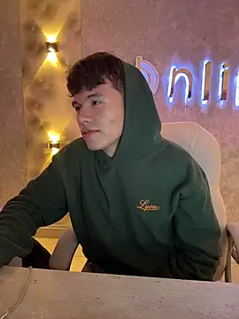 Logan smith1 online show from 01.10.26