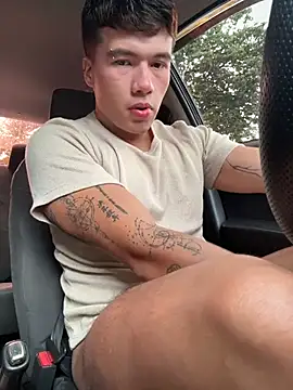 Logan smith1 online show from 04.19.26