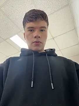 Logan smith1 online show from 04.23.26