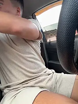 Logan smith1 online show from 04.27.26