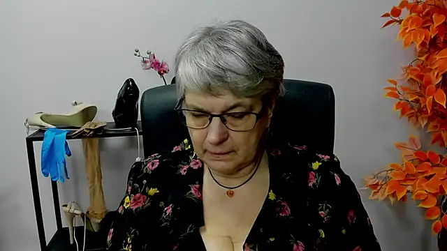 IrisDream online show from 12.10.24