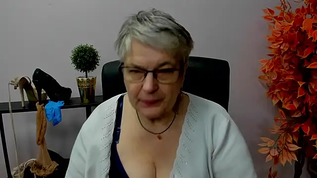 IrisDream online show from 12.20.24