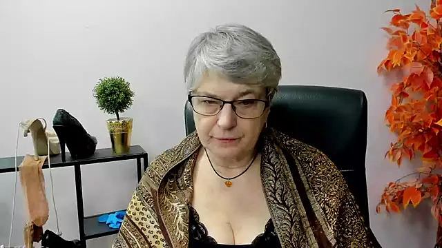 IrisDream online show from 02.11.25