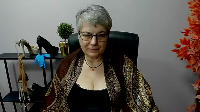 IrisDream online show from 02.24.25