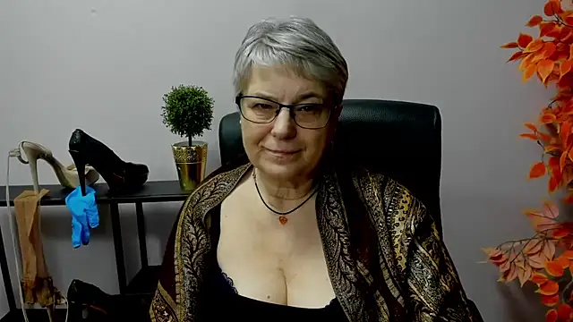 IrisDream online show from 02.25.25
