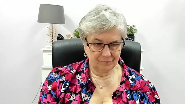 IrisDream online show from 04.07.26