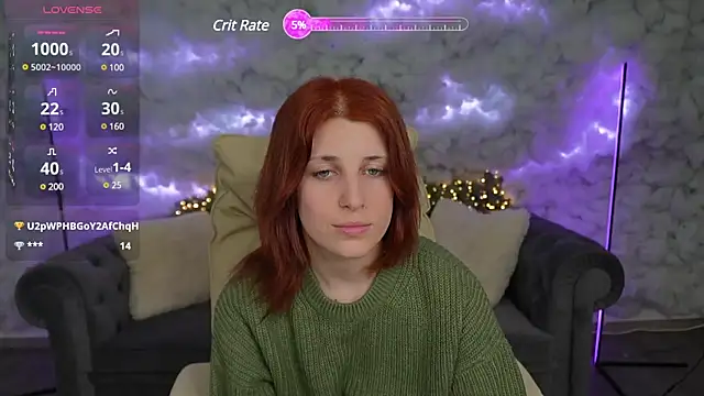 FoxyRayy online show from 12.10.24