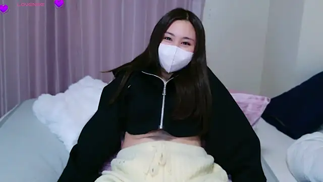 Snapshot of -satomi-jp chatting on 01.16.25 -satomi-jp online show from 01.16.25