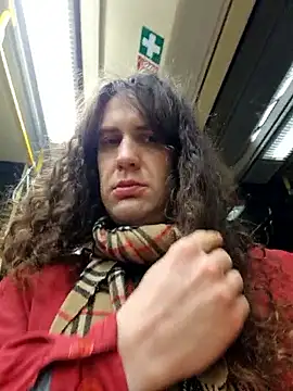 Josephine LIVE online show from 11.29.25