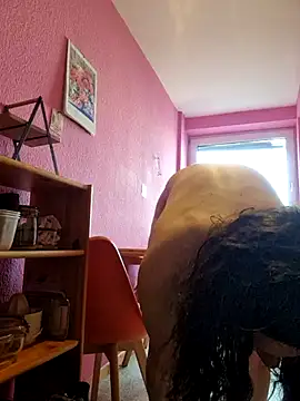 Josephine LIVE online show from 04.11.26