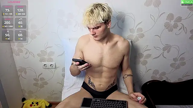 Snapshot of DuoVibes chatting on 09.21.25 DuoVibes online show from 09.21.25