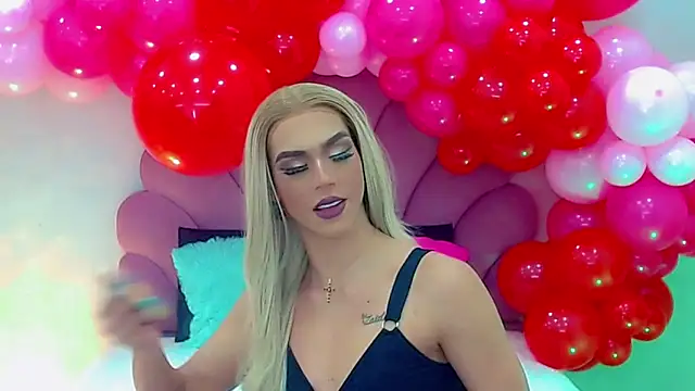 briana sex32 online show from 12.25.24