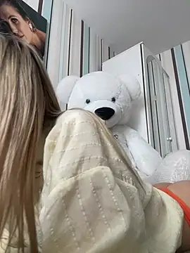 Liya my online show from 02.25.26