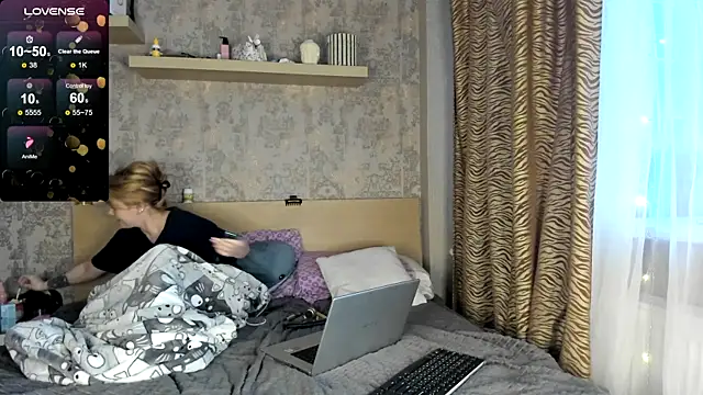 purebeautie13 online show from 01.16.25