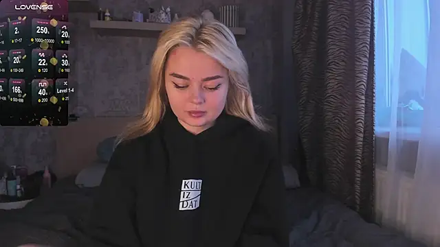 purebeautie13 online show from 01.30.25