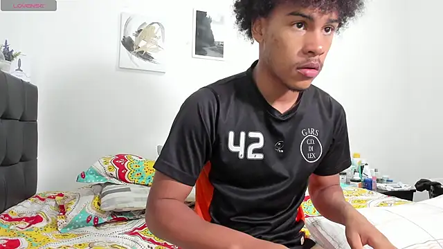 RoddyRich11 online show from 12.28.24