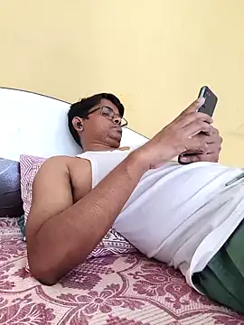 Snapshot of paras5000 chatting on 05.21.26 paras5000 online show from 05.21.26