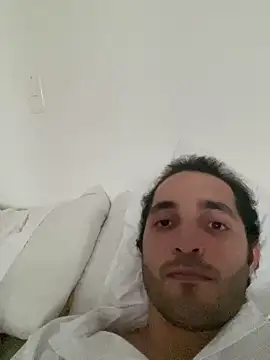 Snapshot of persiival chatting on 01.02.25 persiival online show from 01.02.25