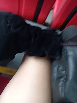 sophie banger online show from 10.22.25