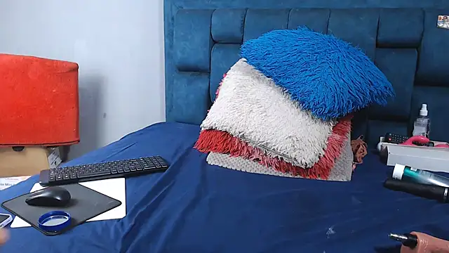 GabySteven online show from 07.13.26