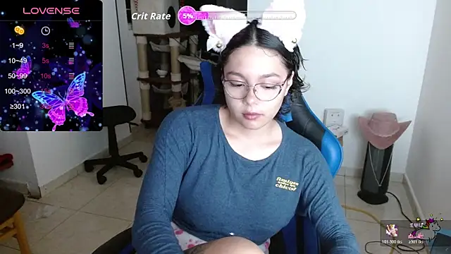 TRIXIE TANG28 online show from 02.13.26