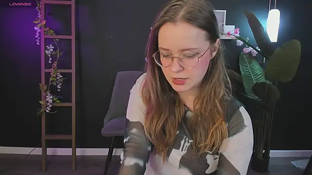 CassieCool online show from 01.11.25