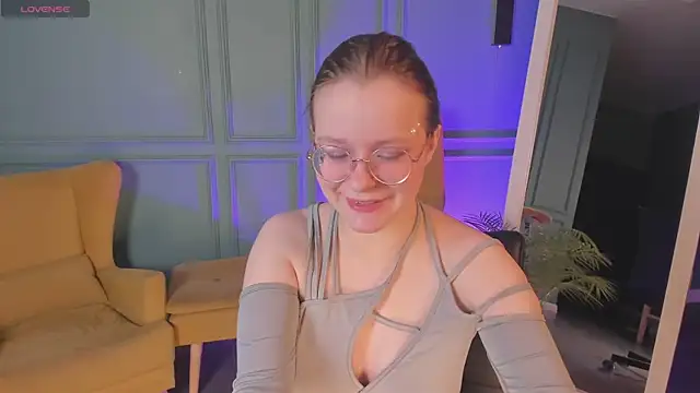 CassieCool online show from 02.12.25