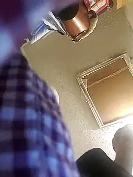 Snapshot of big8dall chatting on 10.18.25 big8dall online show from 10.18.25