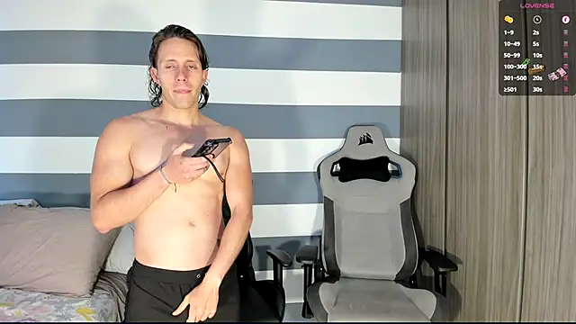 Snapshot of ianandjosephx chatting on 02.25.25 ianandjosephx online show from 02.25.25