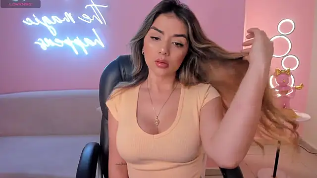 Snapshot of ChloePreston_ chatting on 03.11.25 ChloePreston online show from 03.11.25