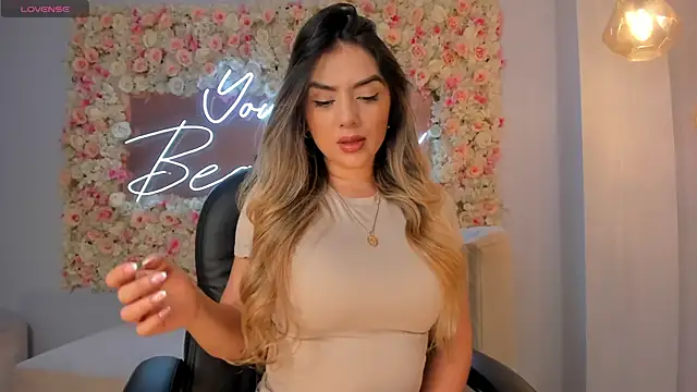 Snapshot of ChloePreston_ chatting on 01.17.26 ChloePreston online show from 01.17.26