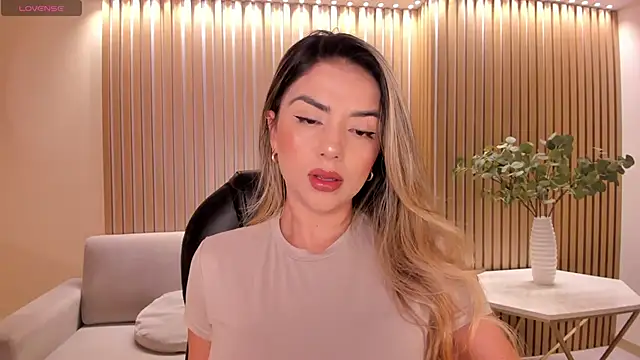 ChloePreston  online show from 06.12.26