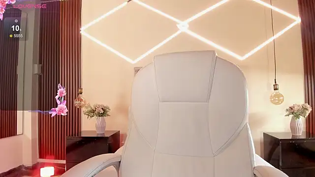 Snapshot of BellaClaiir chatting on 01.16.26 BellaClaiir online show from 01.16.26