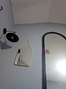 Snapshot of dickinyouto chatting on 10.26.25 dickinyouto online show from 10.26.25