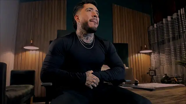 LeoSalvatore  online show from 02.07.25