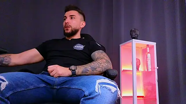 MightyAaron66 online show from 01.29.25