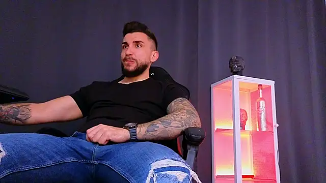 MightyAaron66 online show from 01.30.25