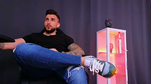 MightyAaron66 online show from 01.30.25